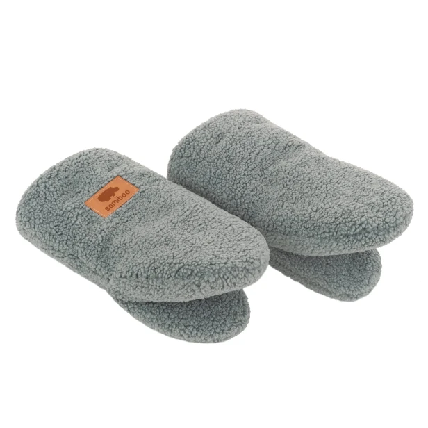 winter_gloves_teddy_bear_sage_samiboo.jpg